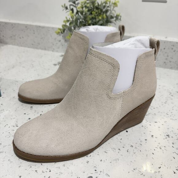 Toms Kallie Sahara Suede Ivory Wedge Booties Size 8.5 CV - Picture 4 of 5